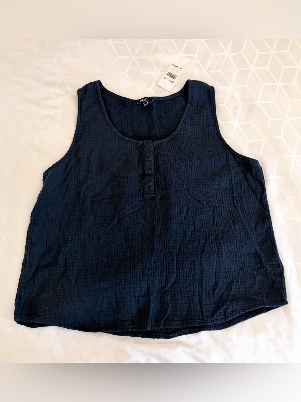 Splendid Navy Button-Front Textured Tank - Picture 2 of 5
